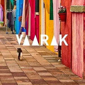  Bed & Breakfast Vaarak
